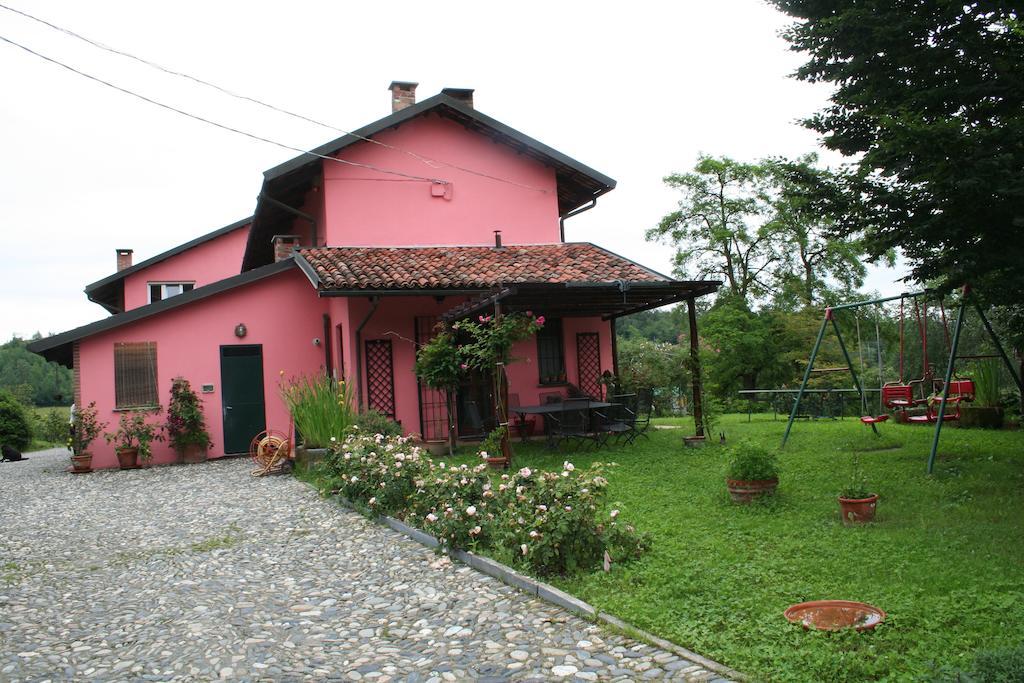 Bed and Breakfast Cascina Nel Bosco à Moncucco Torinese Extérieur photo