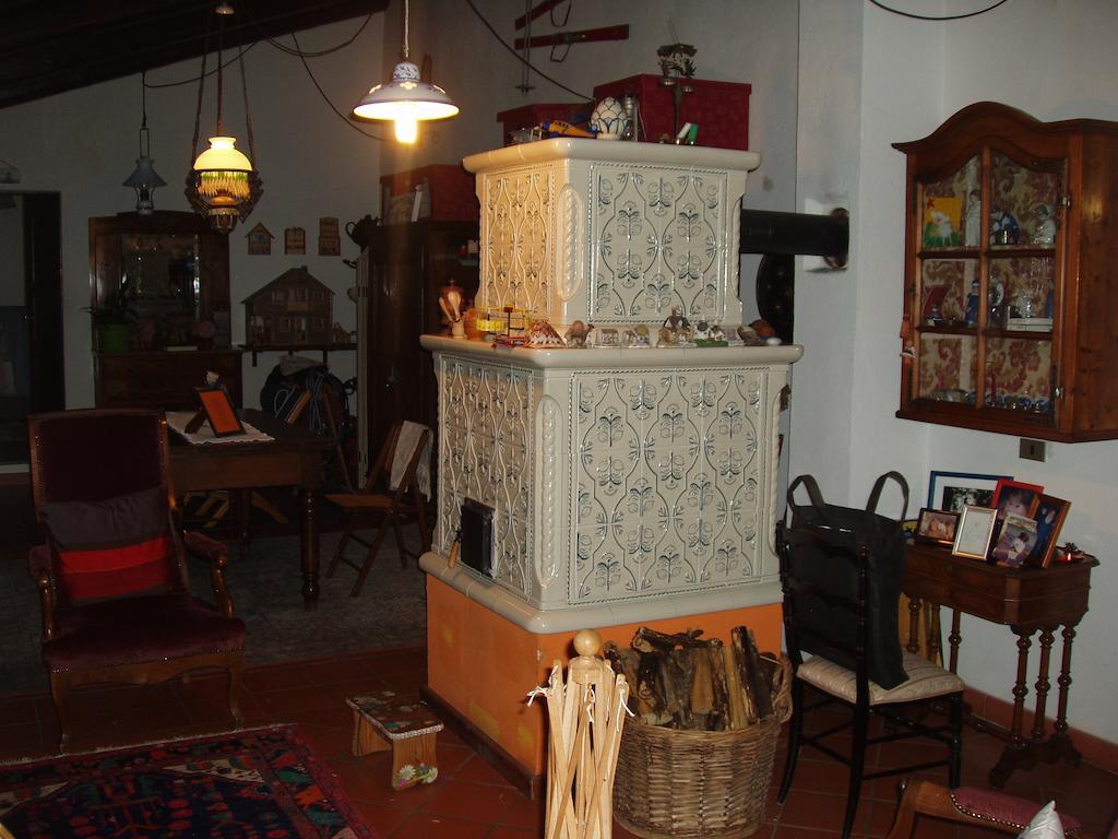 Bed and Breakfast Cascina Nel Bosco à Moncucco Torinese Extérieur photo